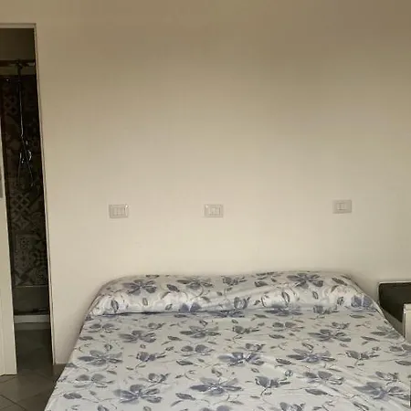 بيت ضيافة Camera In Campagna مونسيرّاتو